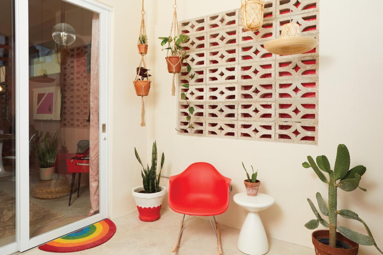 Mood Haus By Dw - 70'S Retro Stays San Juan Exterior photo